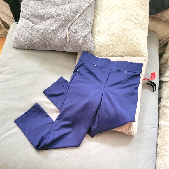 Blue Pants brand new - Picture 2 of 4